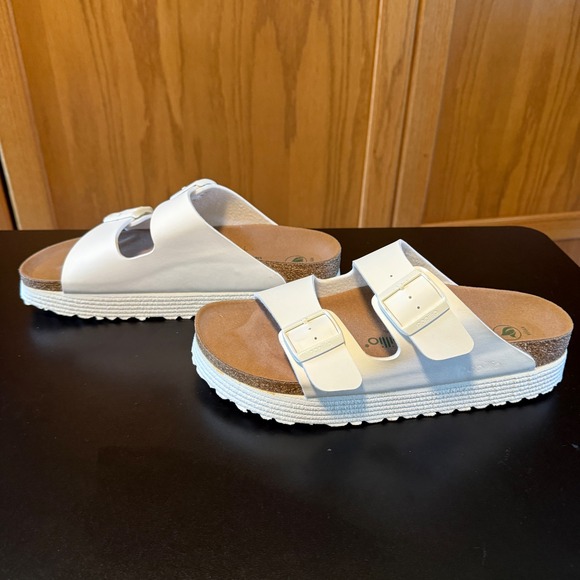 Papillio by Birkenstock Arizona Platform White Sandals Size 41 L10 Brand New - Picture 1 of 10